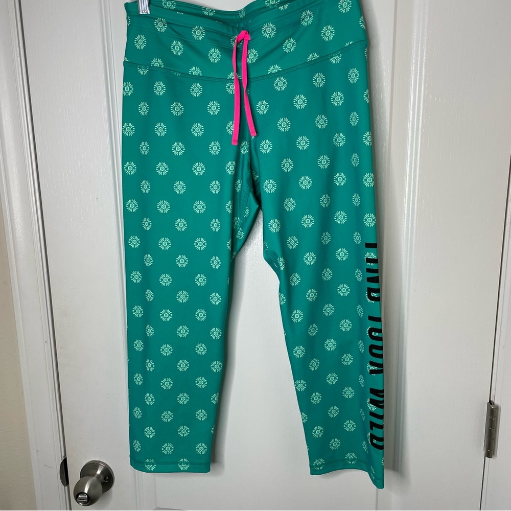 Old Navy Active  Capri Pants